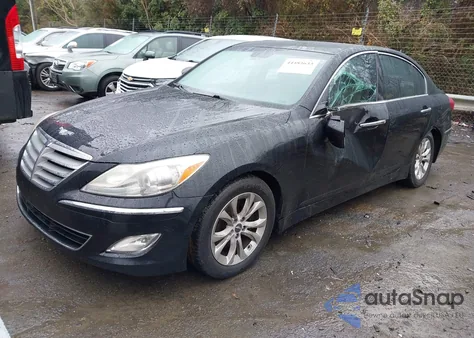 2013 Hyundai Genesis 3.8 from USA, damaged, VIN KMHGC4DD8DU220622